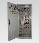 高低压控制柜结构稳定，工艺精湛、尺寸精密、经济实用，操作安装方便。