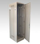 机柜采用优质冷轧钢板，表面静电粉末喷涂处理，尽显高品质。
